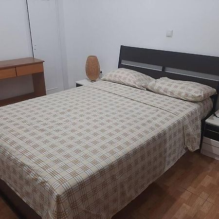 Appartamento Modern Apartmen In Athina Atene Esterno foto