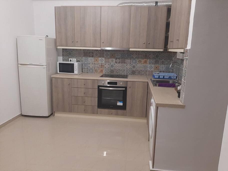 Appartamento Modern Apartmen In Athina Atene Esterno foto